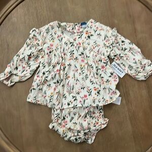 Old Navy baby girls two piece set 12-18 months